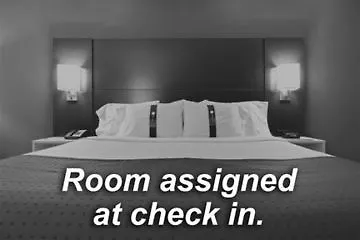 Holiday Inn Express Toulon - Est By Ihg Hotel
