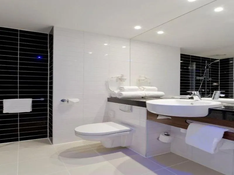 Holiday Inn Express Toulon - Est By Ihg Francie