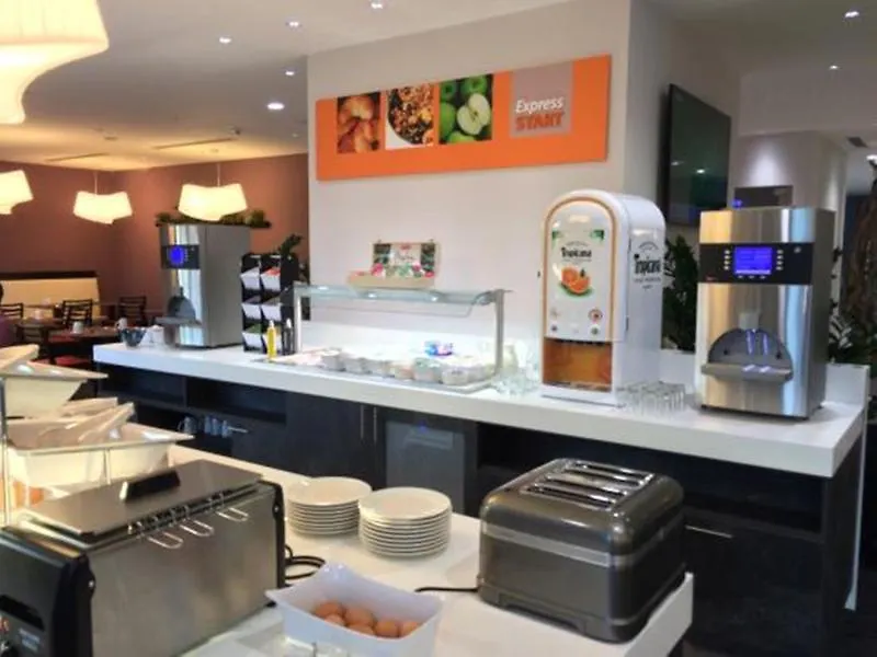 Holiday Inn Express Toulon - Est By Ihg 3*,  Francie