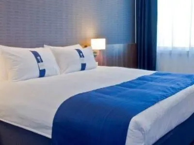 Holiday Inn Express Toulon - Est By Ihg