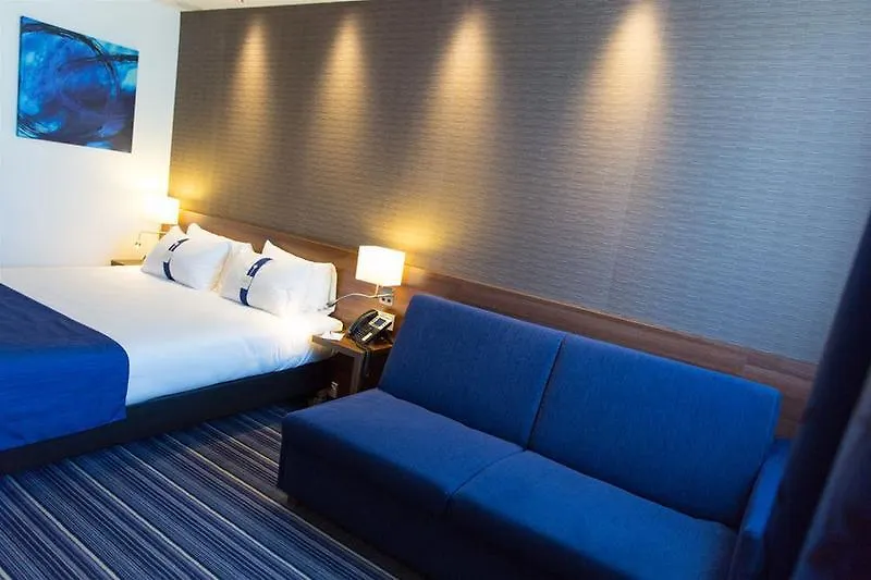 Holiday Inn Express Toulon - Est By Ihg